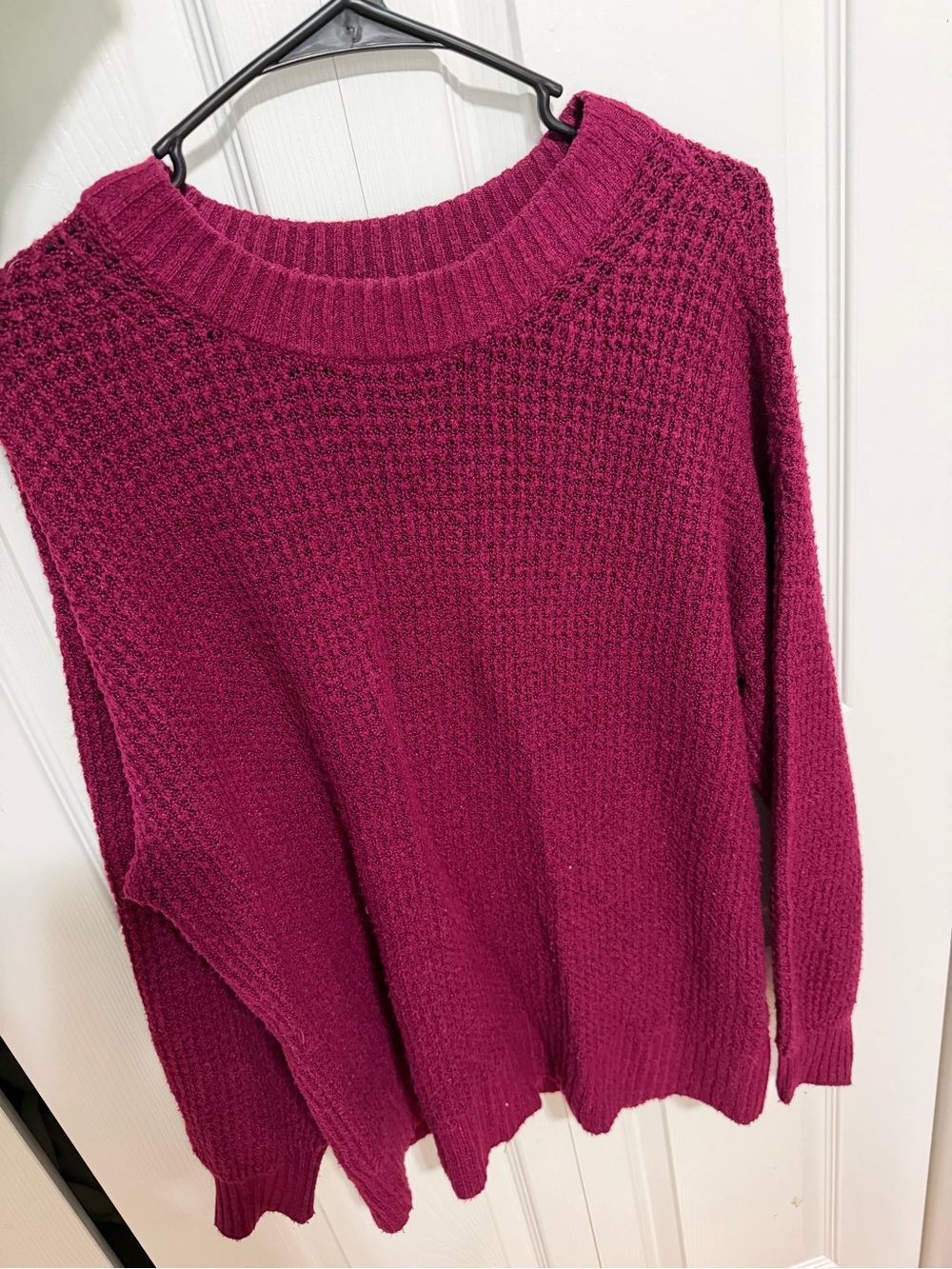 American Eagle Outfitters Knit Crewneck Sweater in Berry